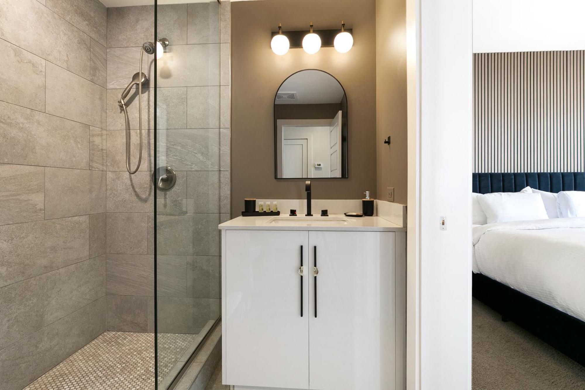 Luxury 2-Bedroom Condo Steps Away From The French Quarter New Orleans Dış mekan fotoğraf